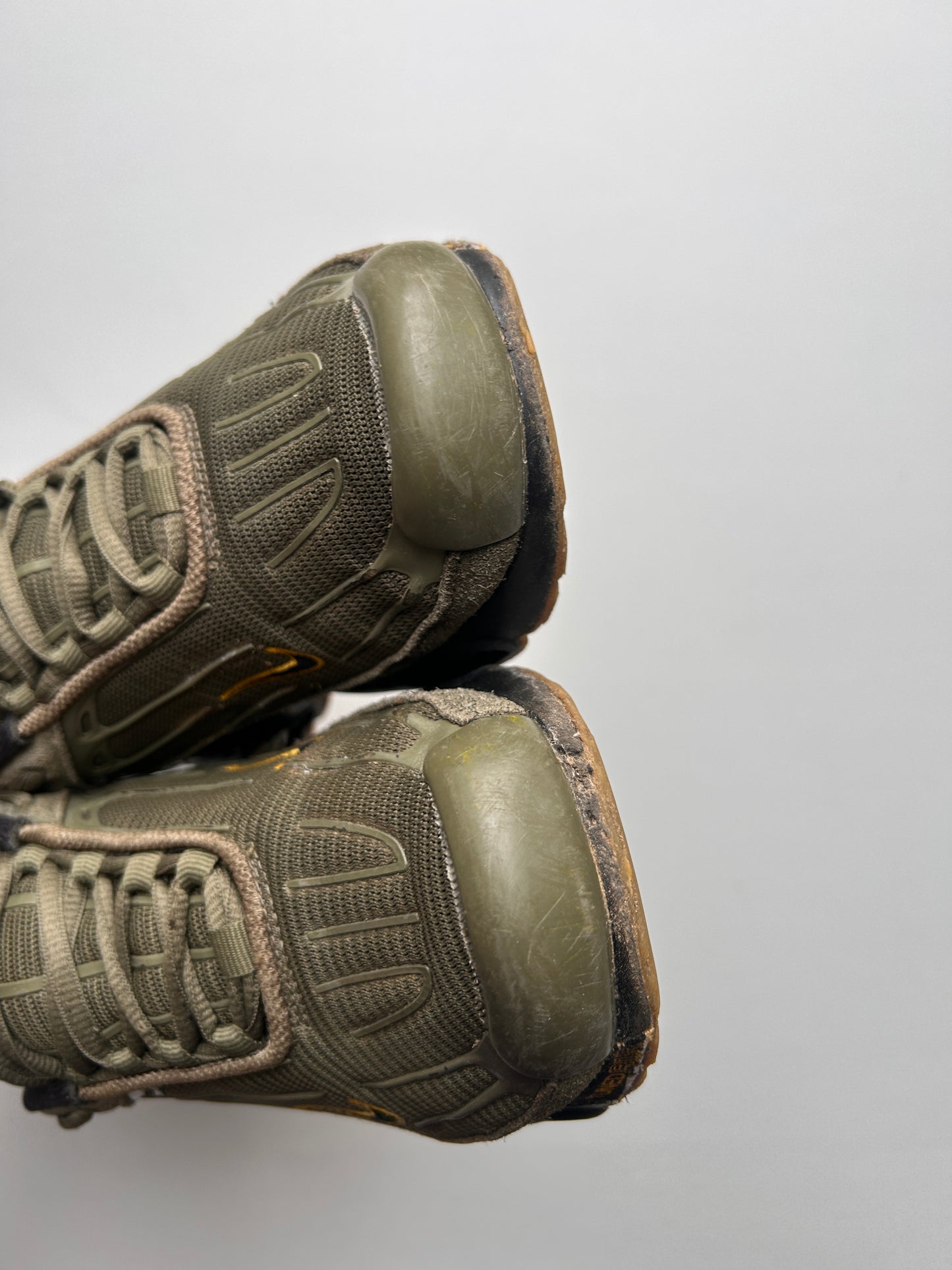 AIR MAX PLUS 3 “OLIVE” 38,5EU