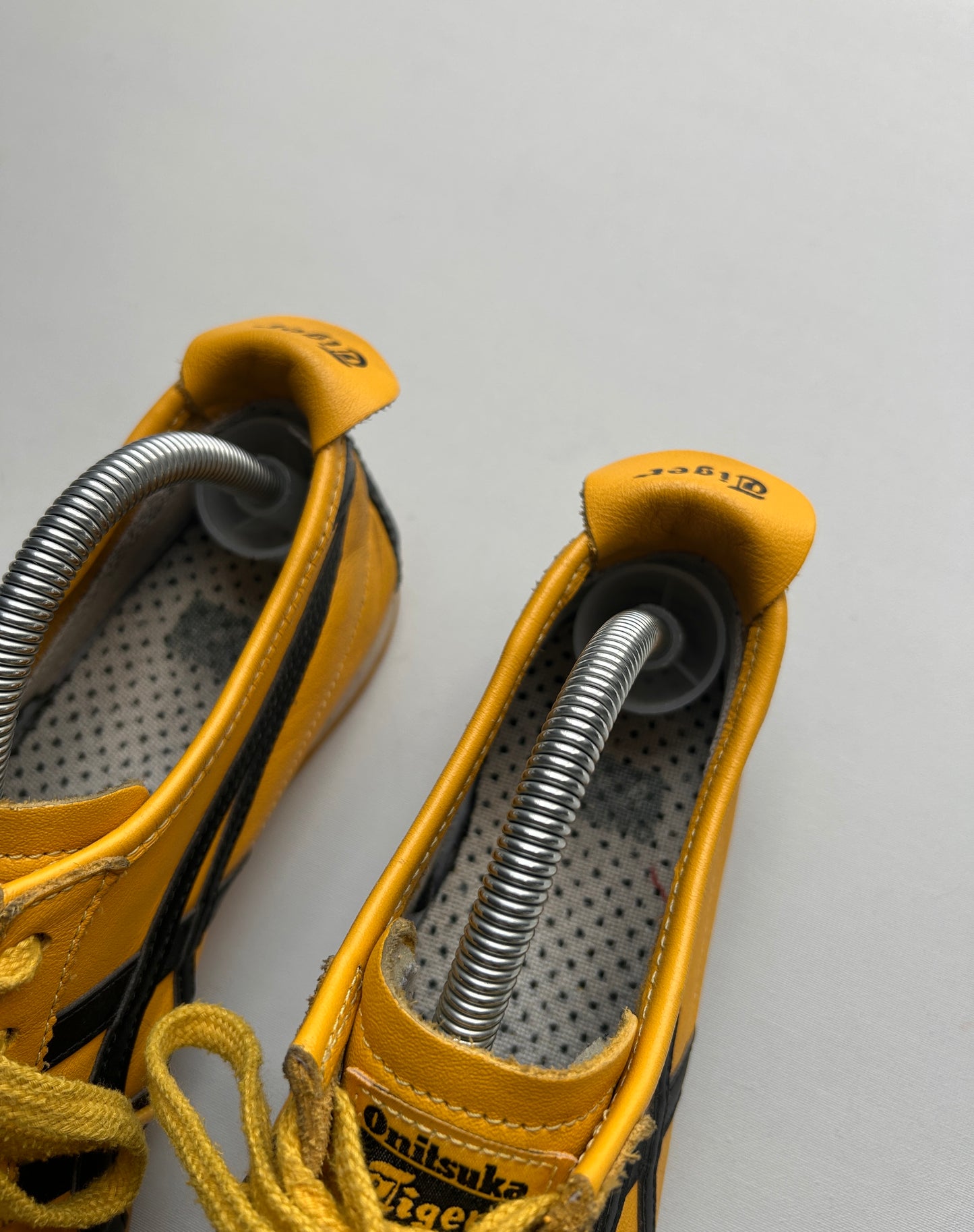 ASICS ONITSUKA TIGER “YELLOW” 40EU