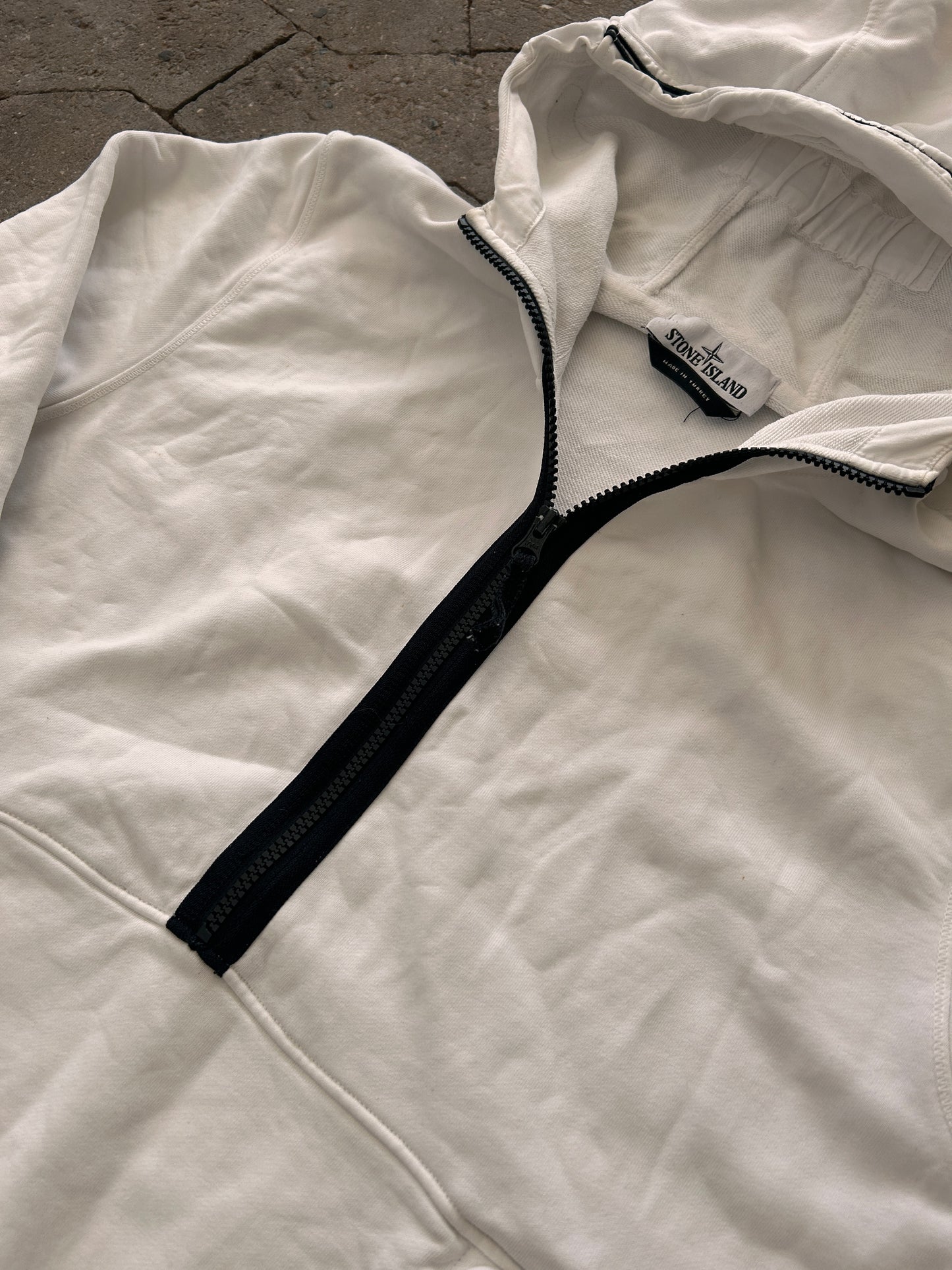 STONE ISLAND HALF ZIP (M)