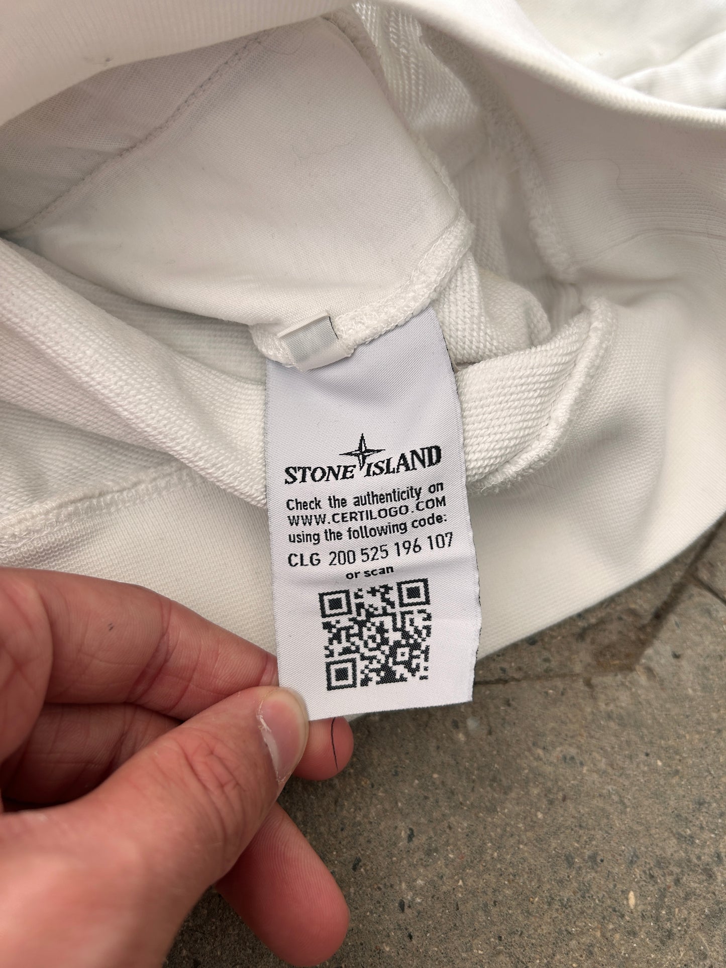 STONE ISLAND HALF ZIP (M)