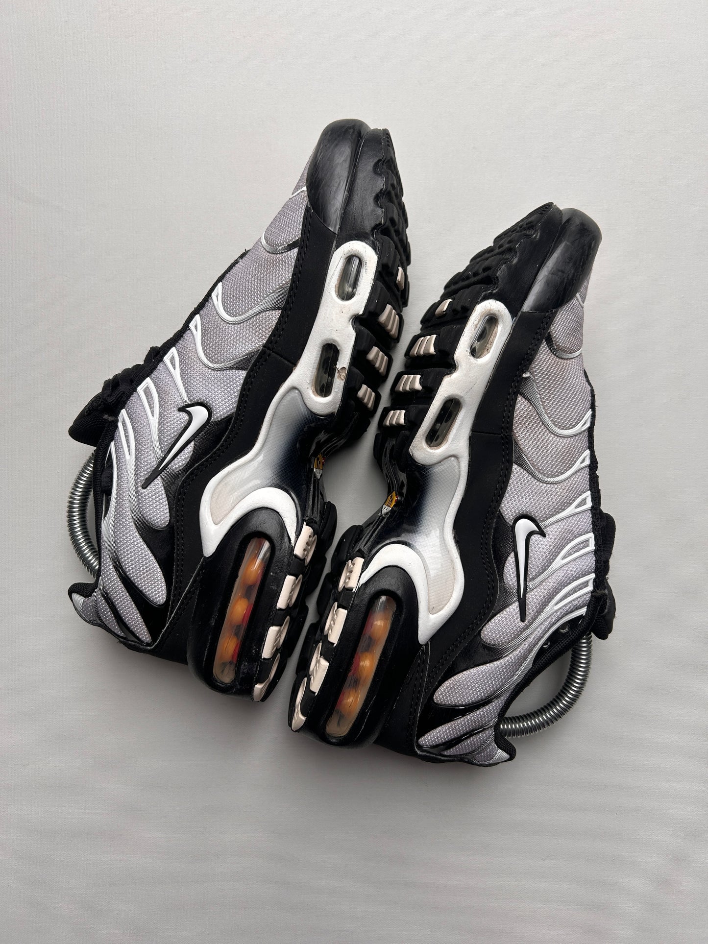 AIR MAX PLUS “BLACK/WHITE” 38EU