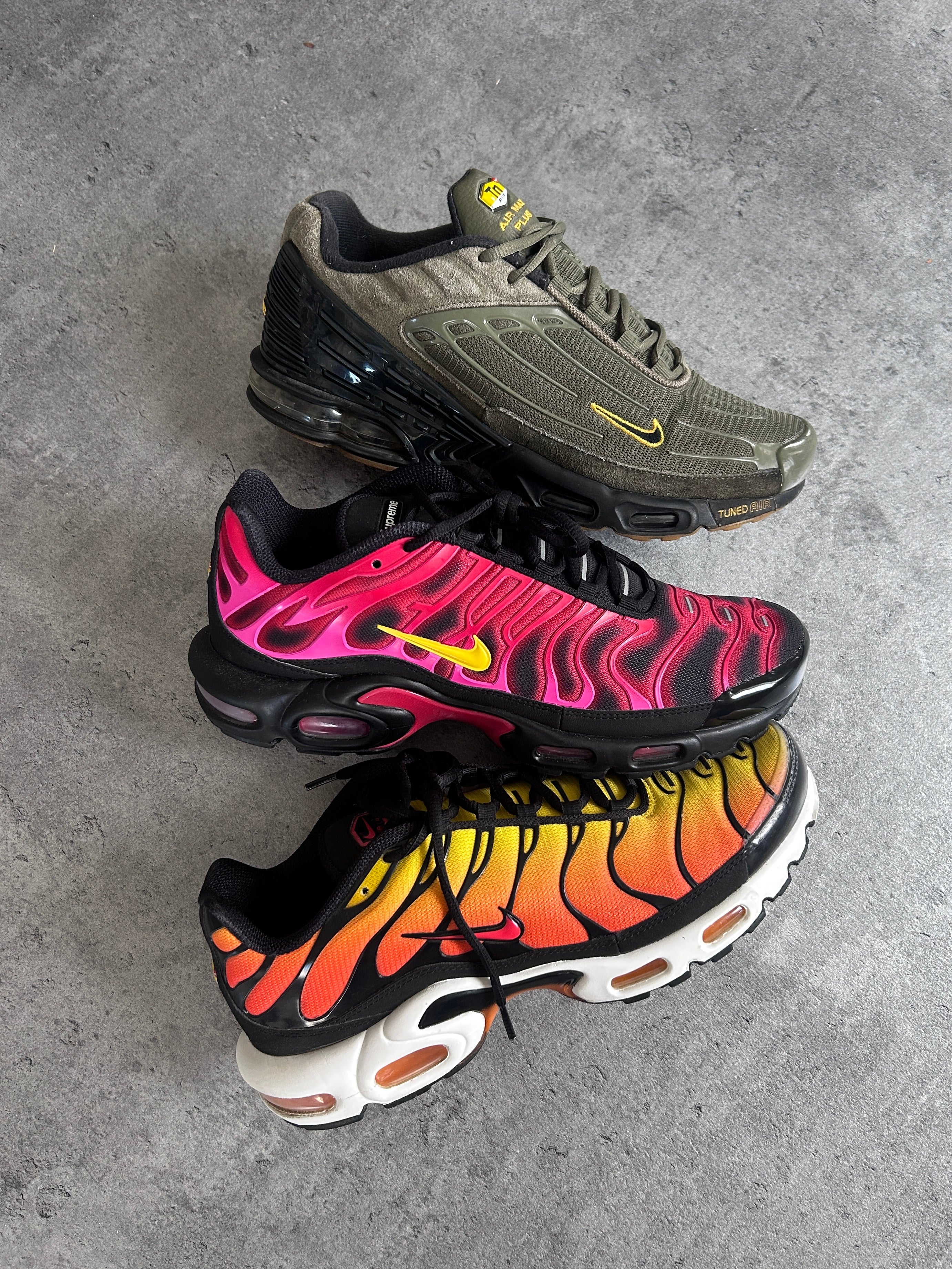 AIR MAX PLUS