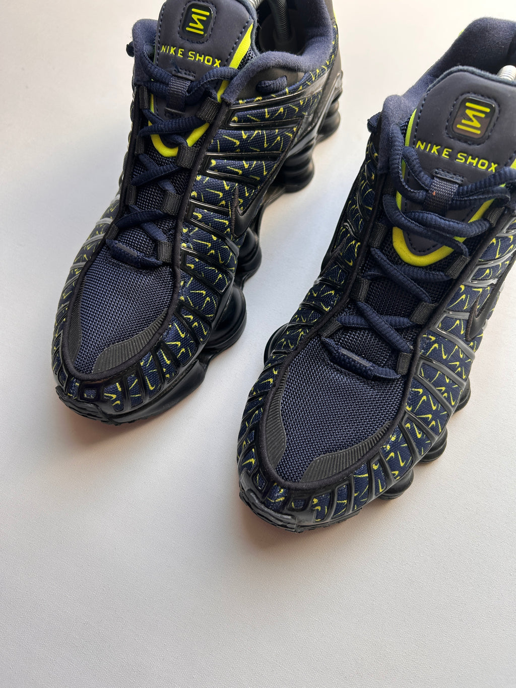 NIKE SHOX TL “MULTI SWOOSH” 42,5EU