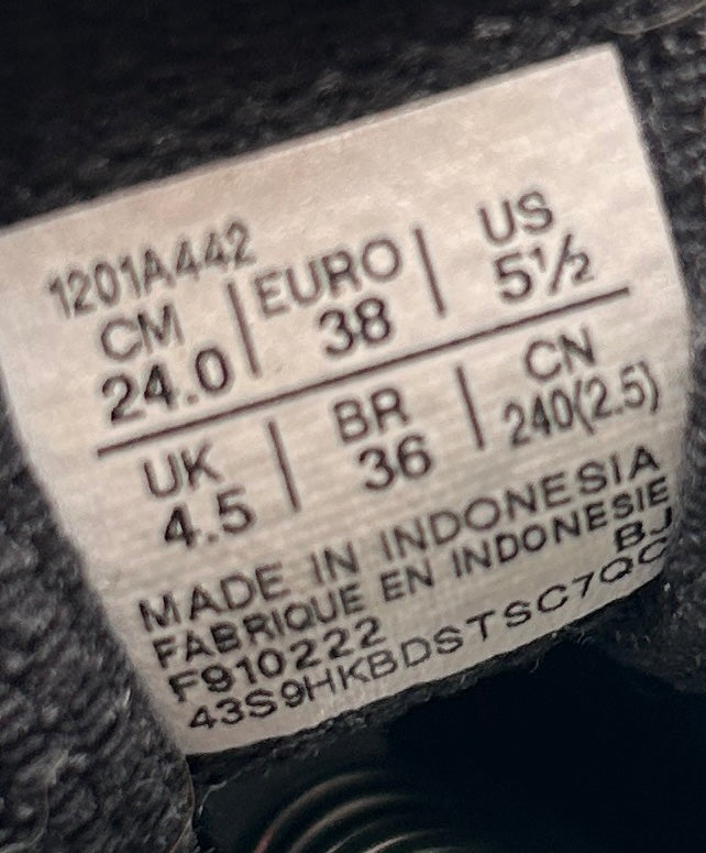 ASICS GEL NIMBUS 9 38EU