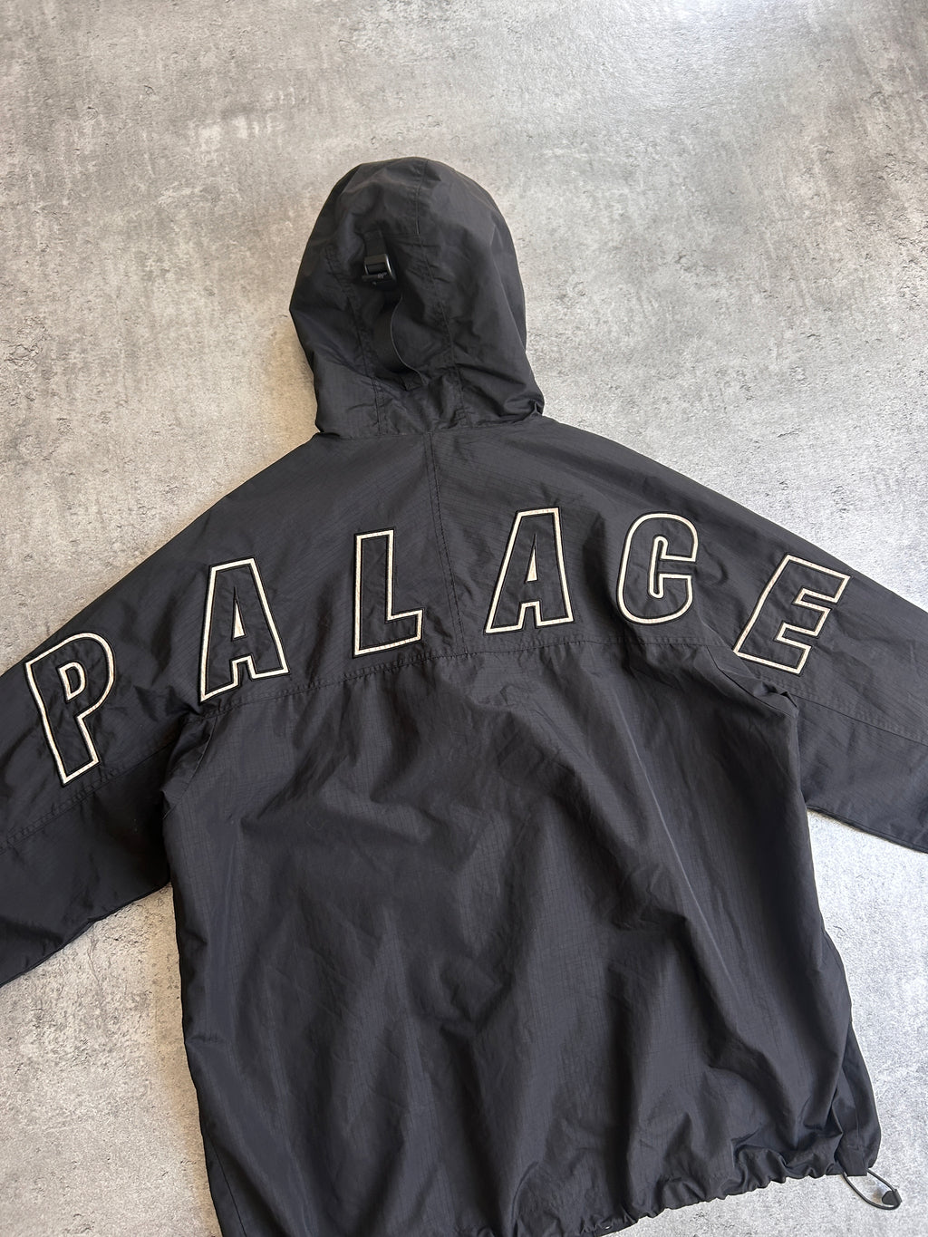 PALACE VOLUME JACKET (L/XL)
