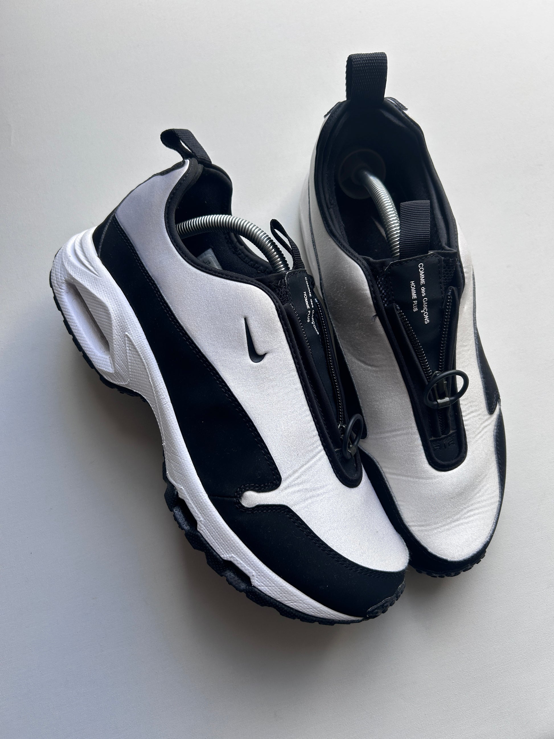 AIR MAX SNDR X CDG “WHITE/BLACK” 45EU