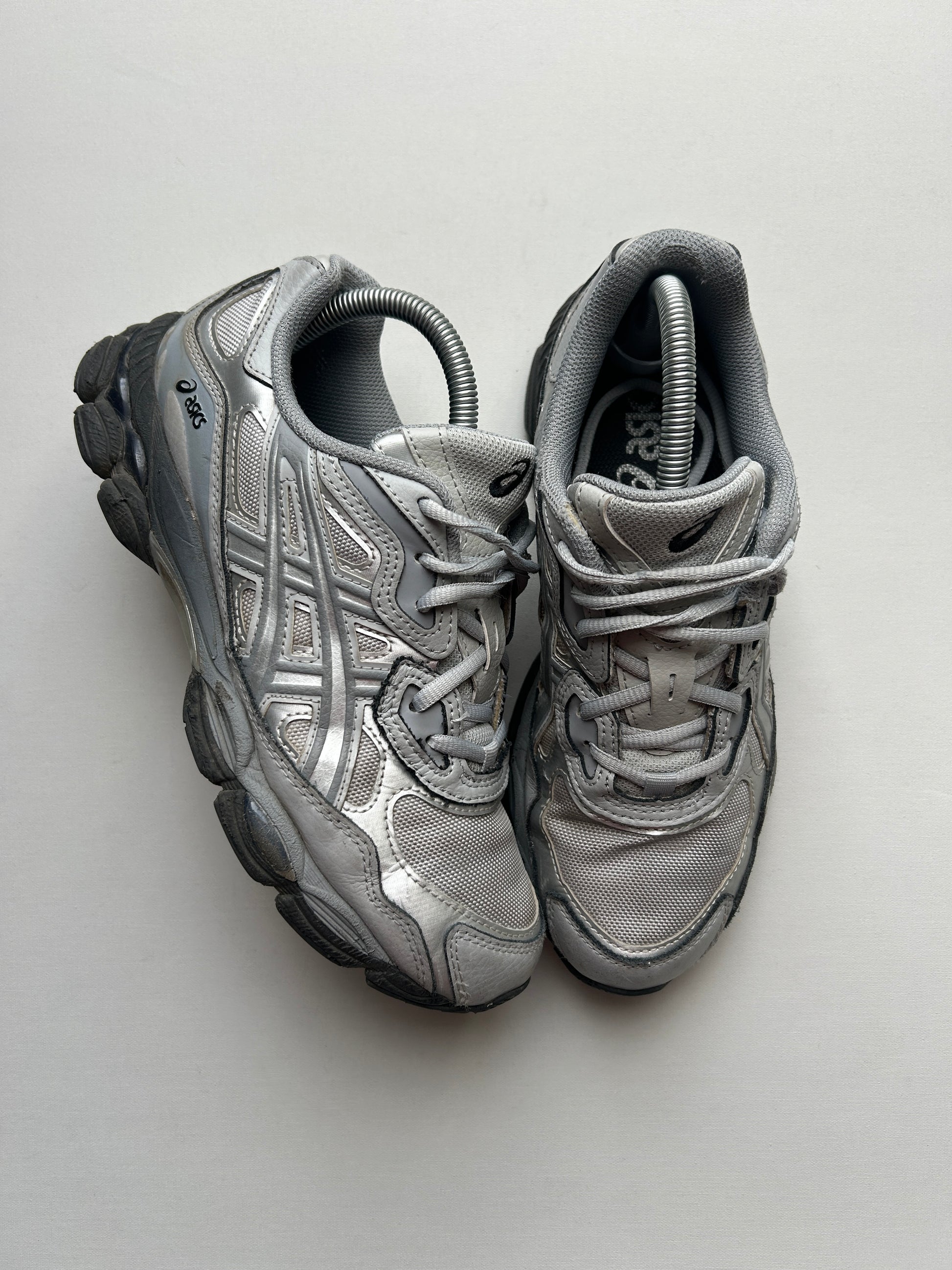 ASICS GEL NYC “BLACK/SILVER” 40EU