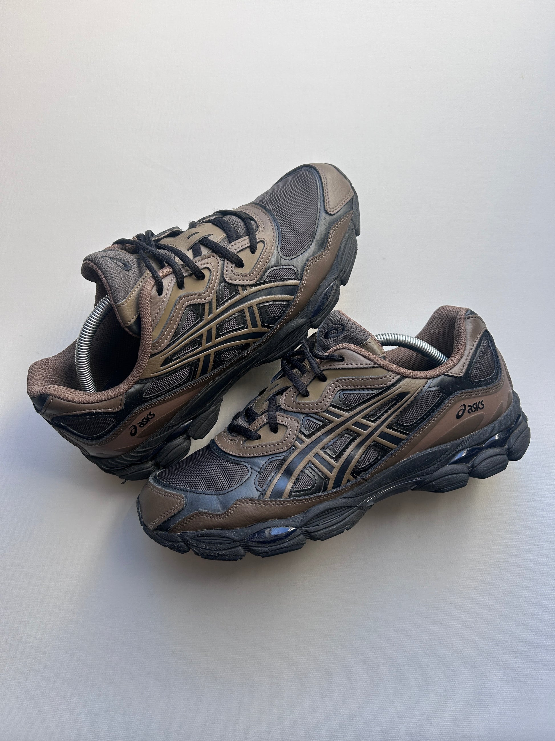 ASICS GEL NYC “DARK SEPIA” 44EU
