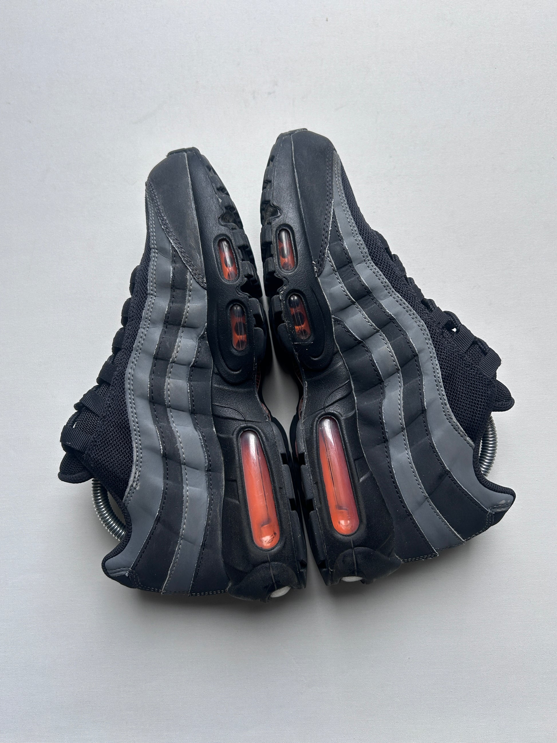 AIR MAX 95 “BLACK/ORANGE” 42EU
