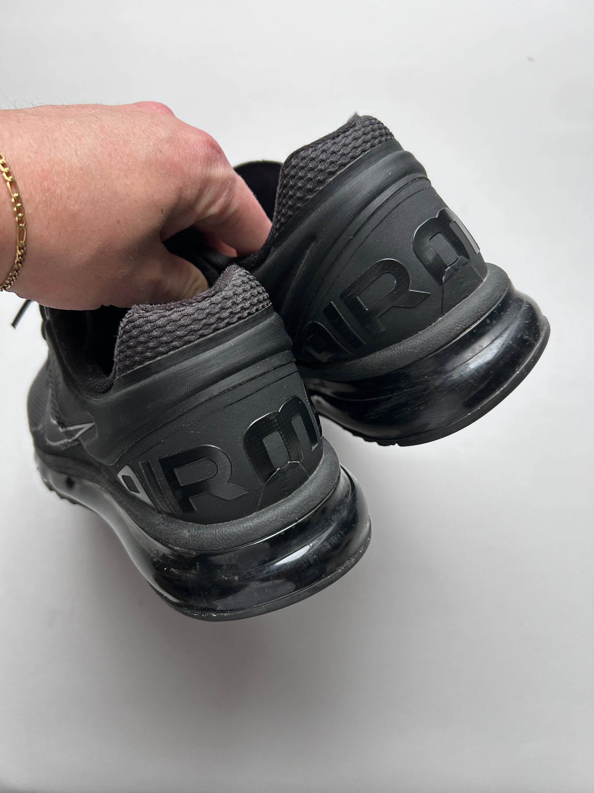 AIR MAX 2013 “TRIPLE BLACK” 46EU
