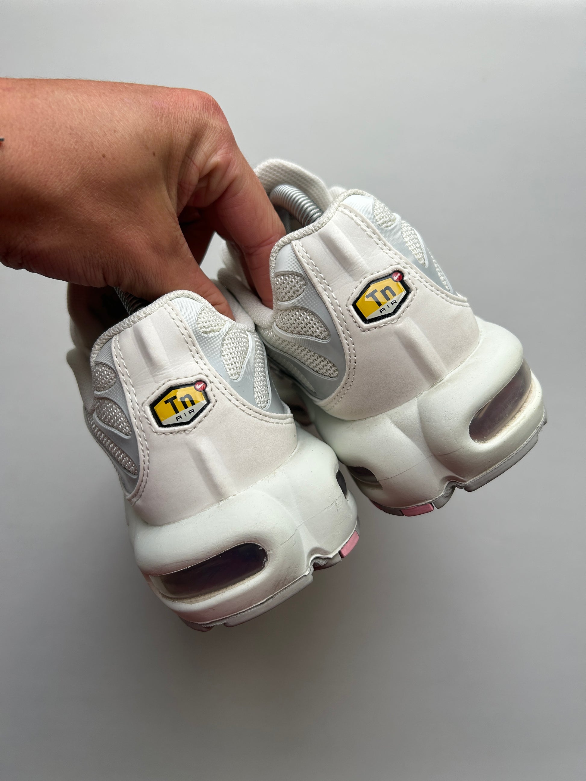 AIR MAX PLUS “SILVER PINK” 42EU