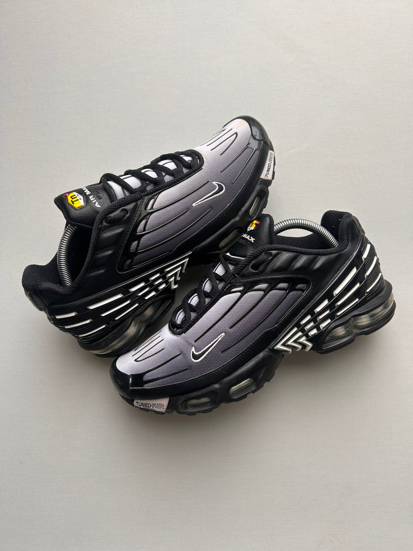 AIR MAX PLUS 3 “BLACK/GREY” 43EU