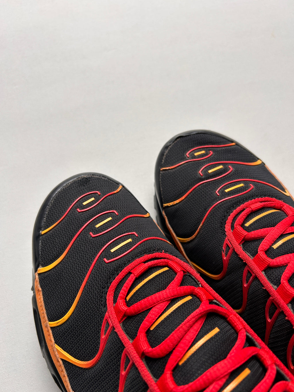 AIR MAX PLUS “VOLCANO” 44,5EU