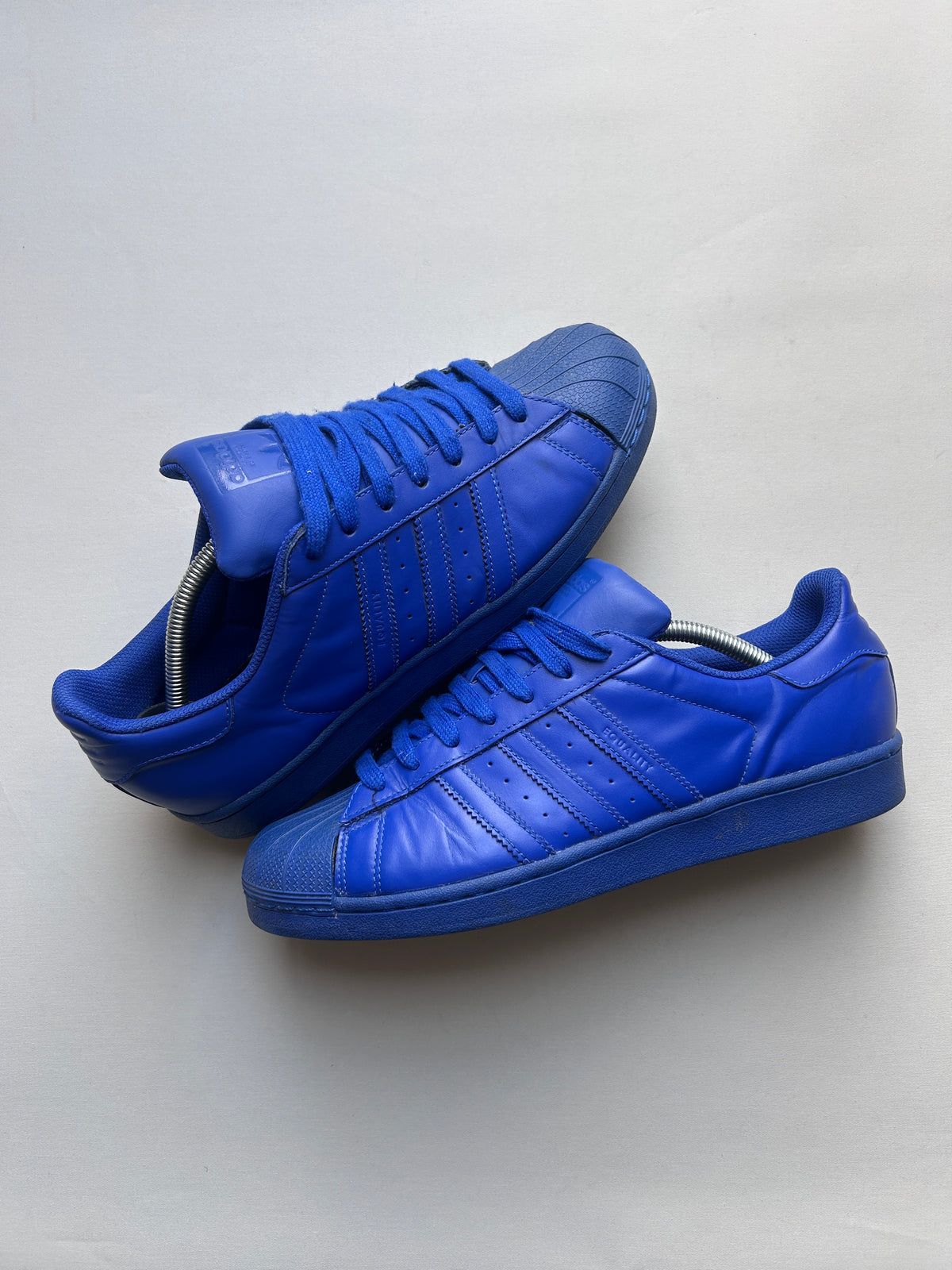 PHARELL SUPERSTAR BLUE (44,5EU)