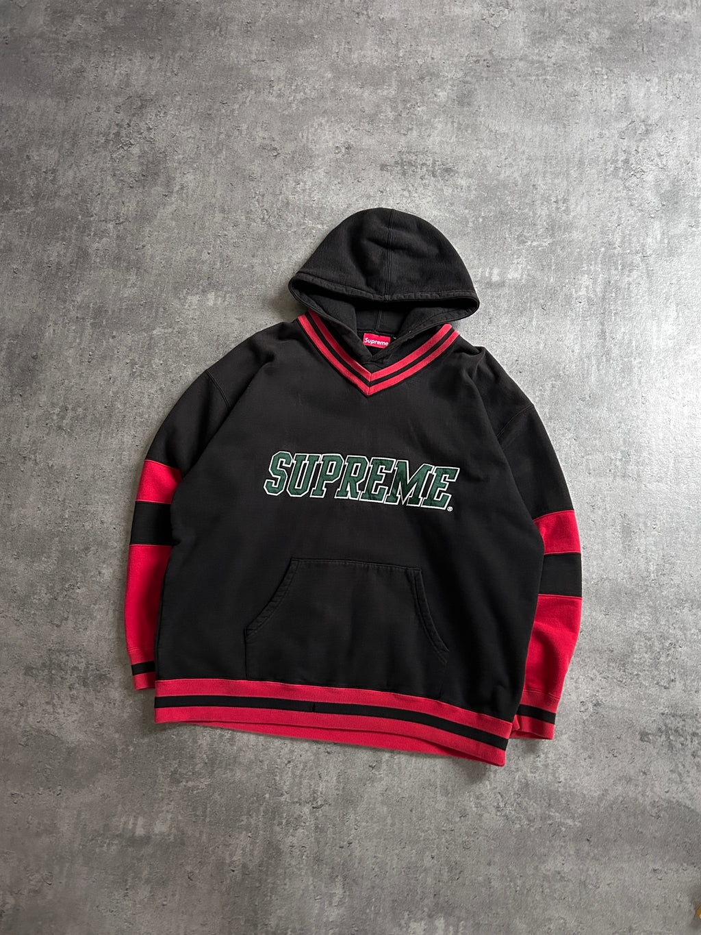 SUPREME HOCKEY HOODIE (L)
