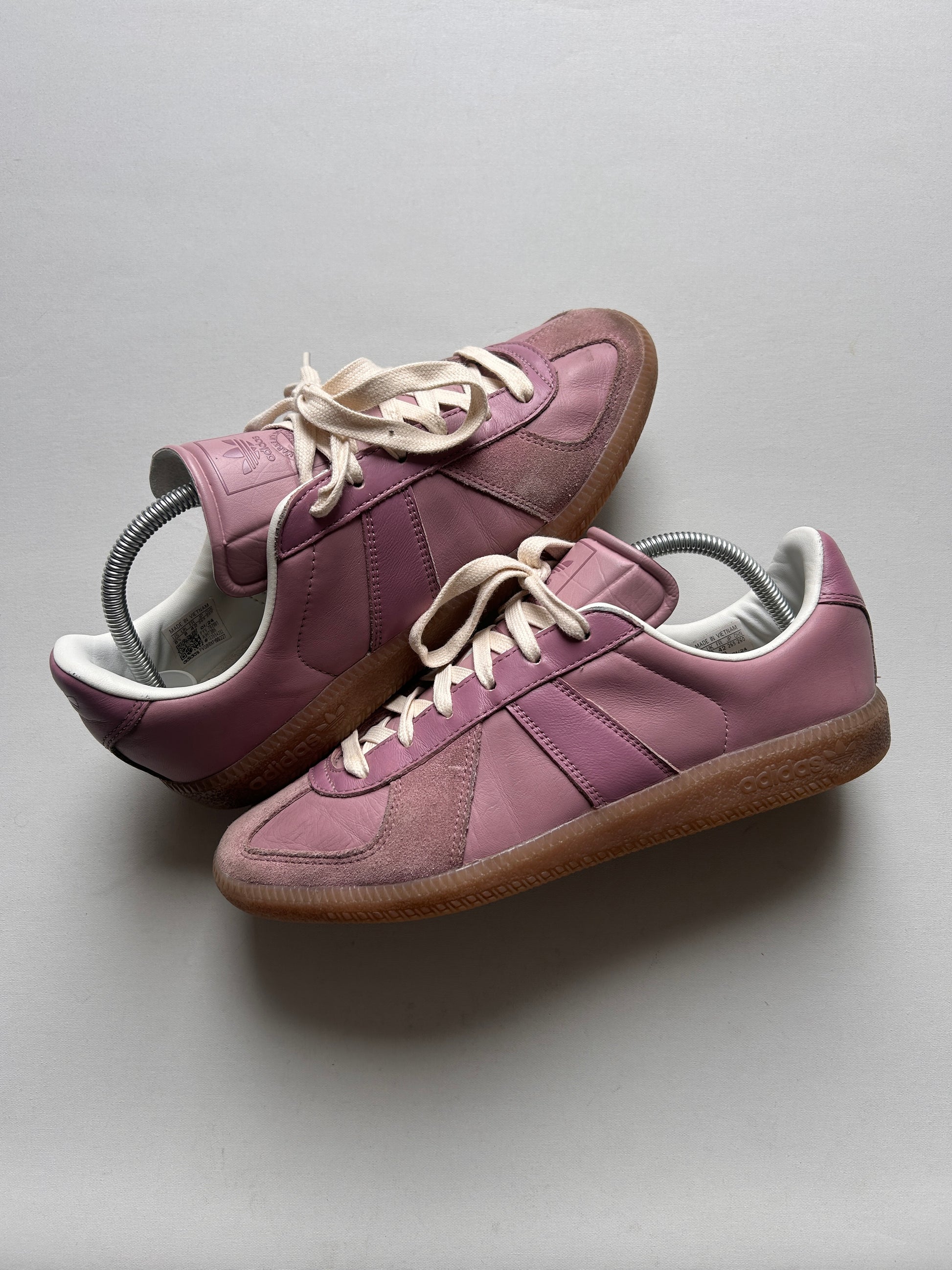 ADIDAS BW ARMY X SIZE? (42EU)