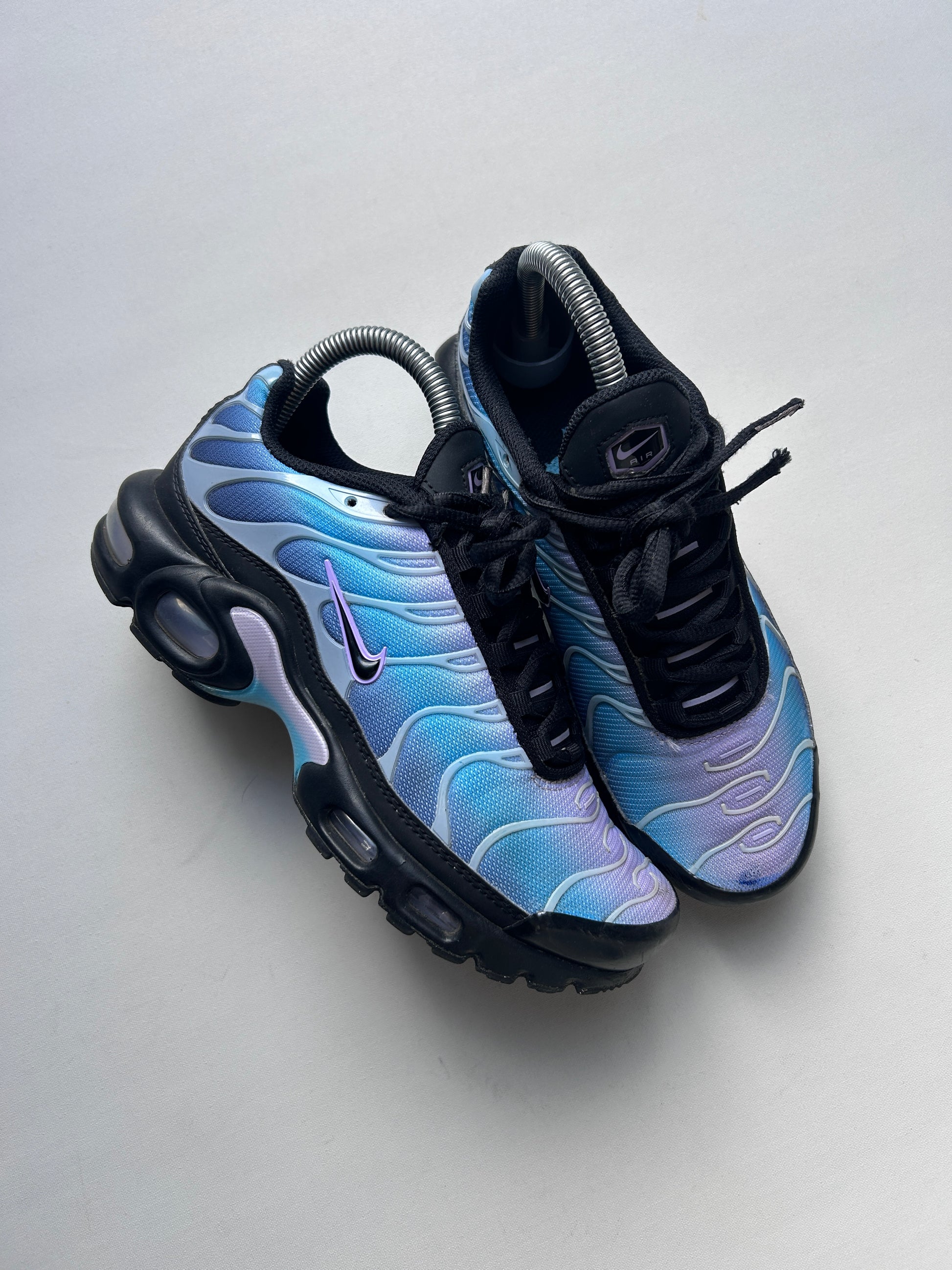 AIR MAX PLUS “BLACK HYDRANGEAS” 37,5EU