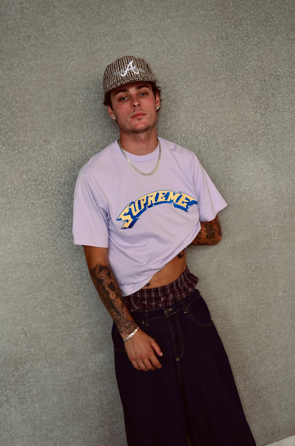 SUPREME APPLIQUE ARC TEE (M)