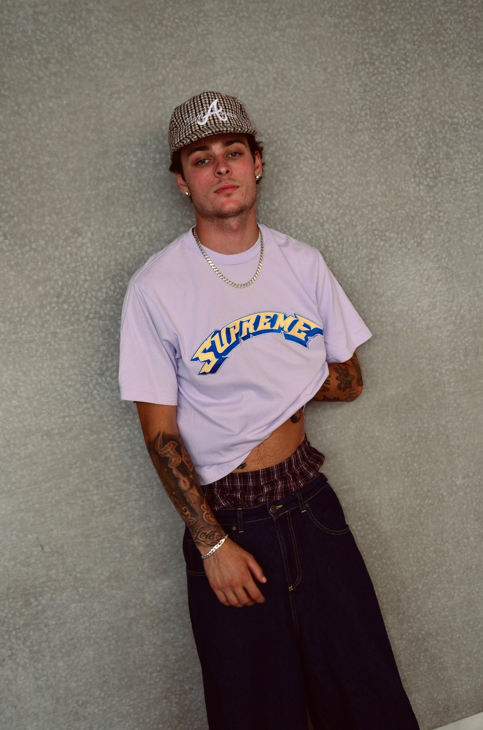 SUPREME APPLIQUE ARC TEE (M)