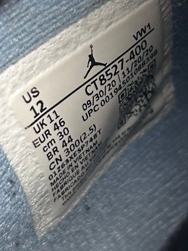 AIR JORDAN 4 “UNC” 46EU