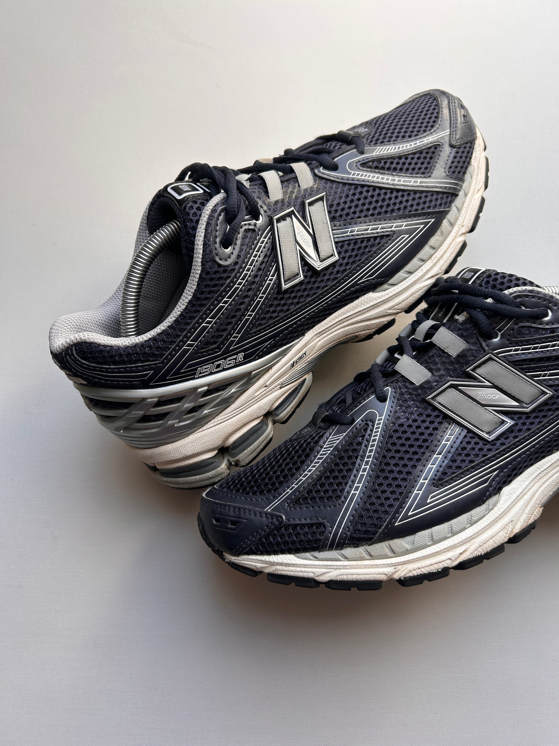 NB1906R “ECLIPSE” 44,5EU