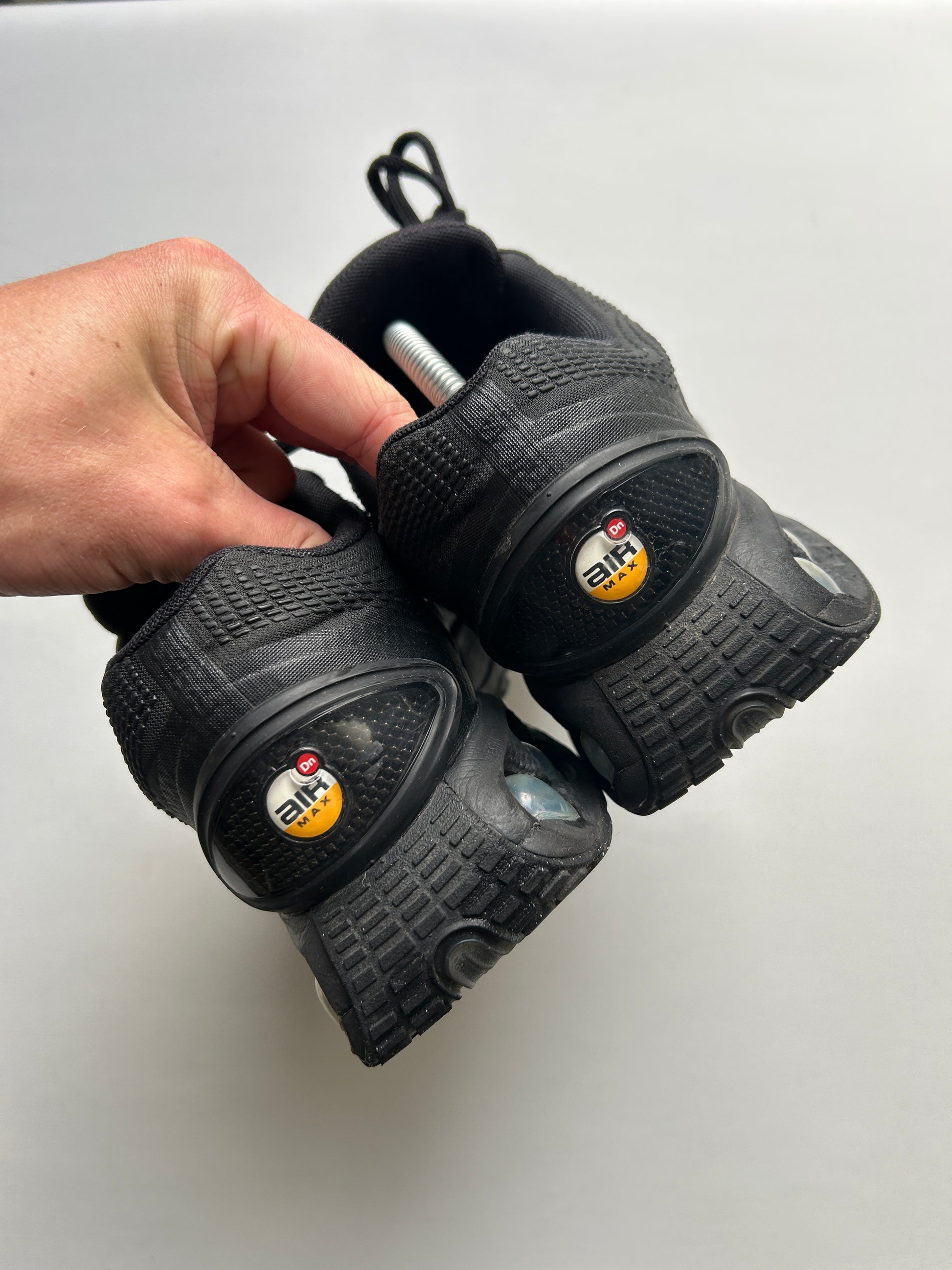 AIR MAX DN “ALL BLACK” 43EU