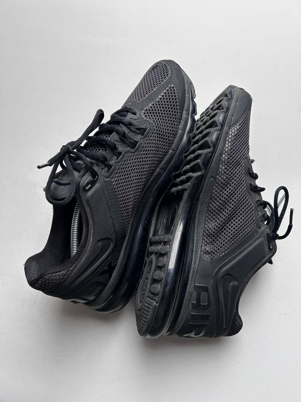 AIR MAX 2013 “TRIPLE BLACK” 46EU