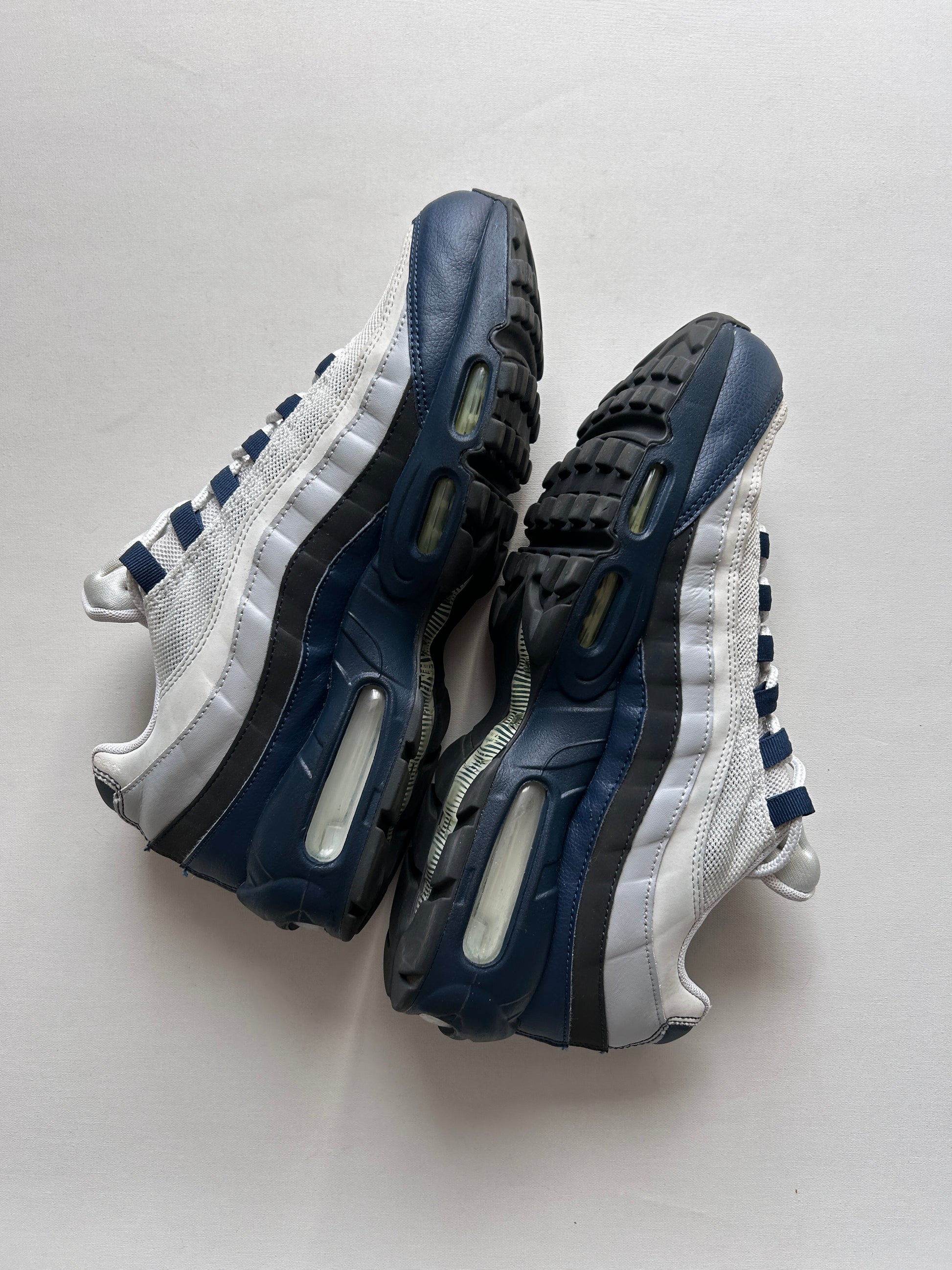 AIR MAX 95 “WHITE NAVY” 44EU