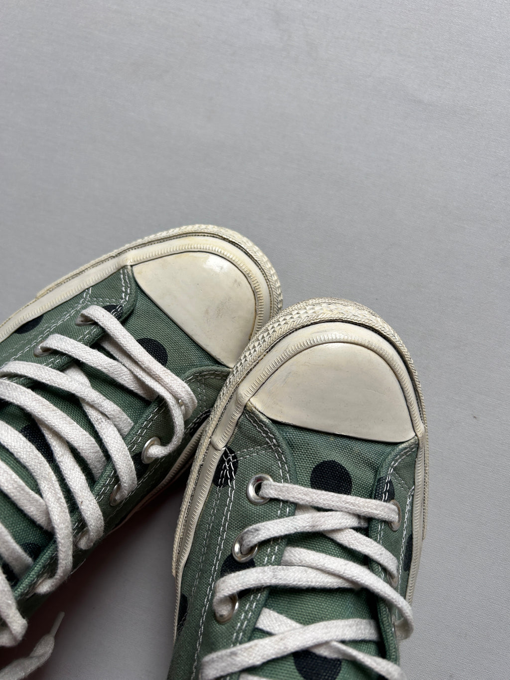 CONVERSE X CDG POLKADOT (45EU)