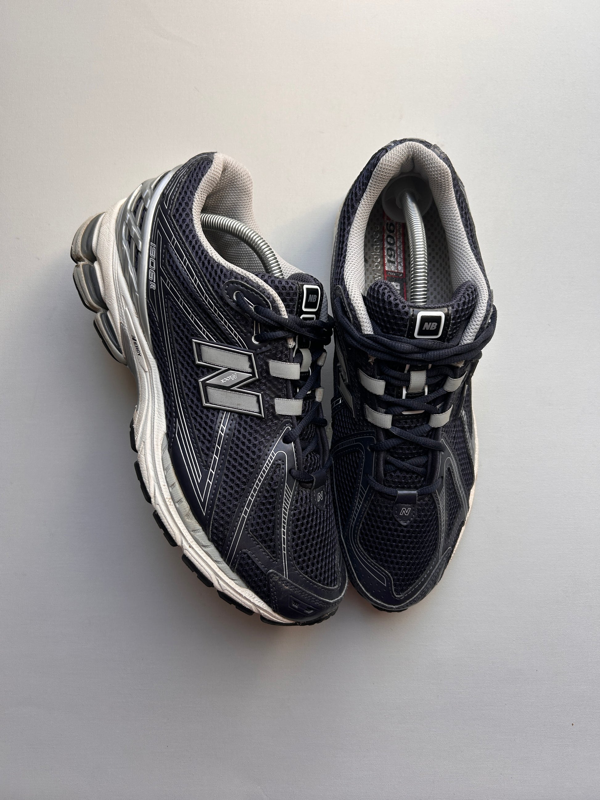 NB1906R “ECLIPSE” 44,5EU
