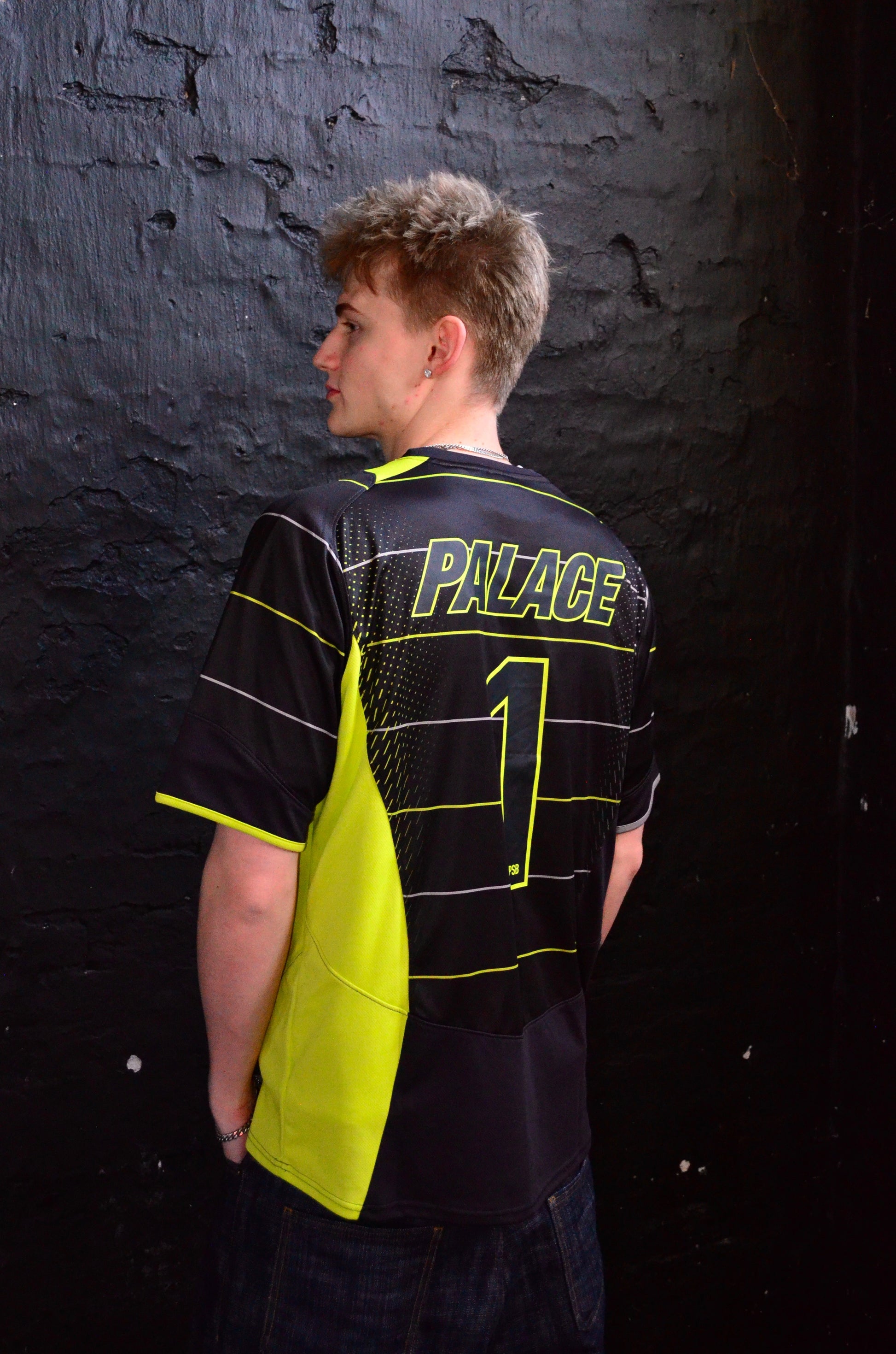 PALACE PRO TEAM JERSEY (L/XL)