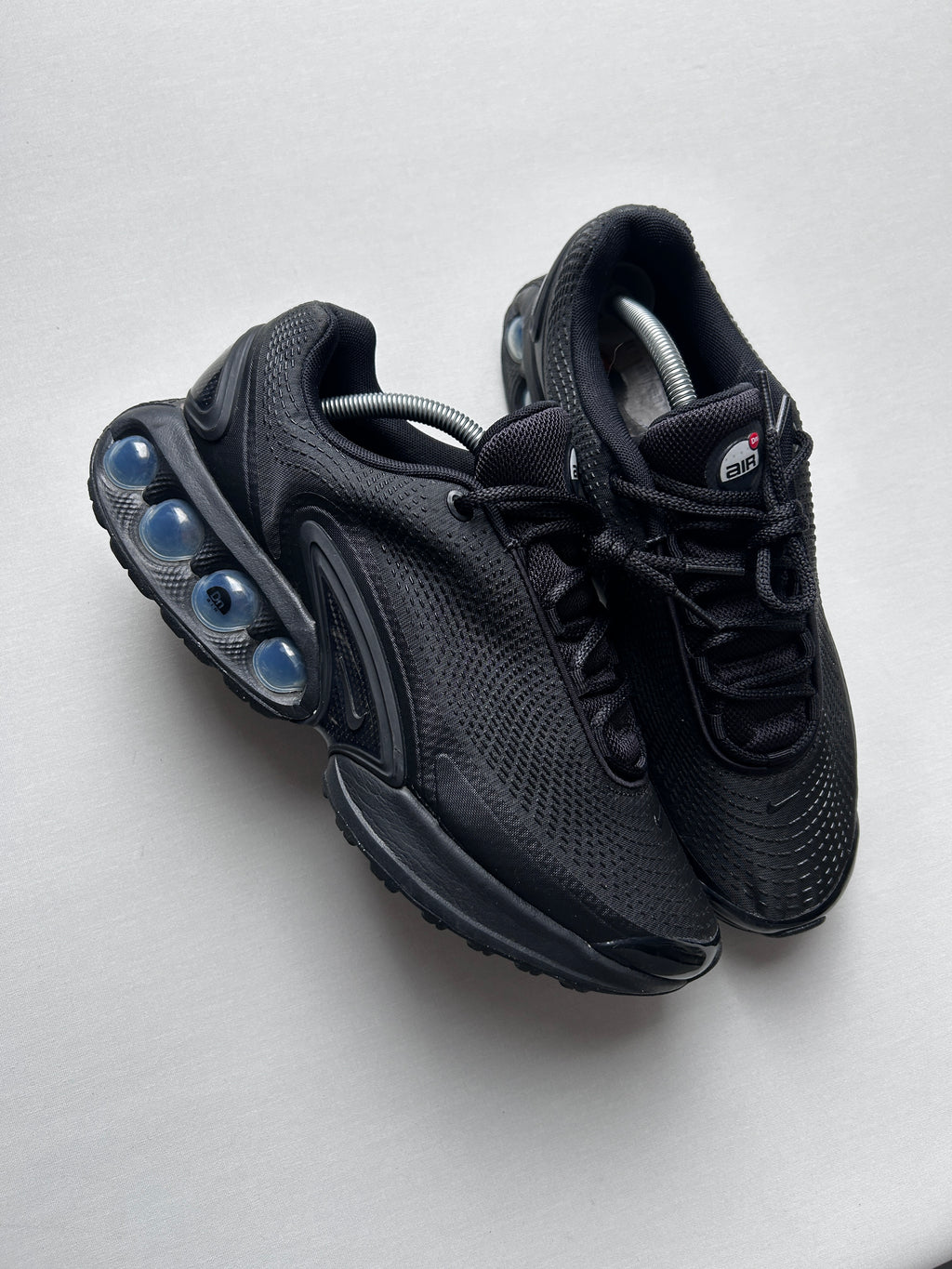 AIR MAX DN “TRIPLE BLACK” 44EU