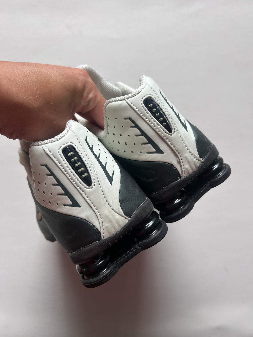 NIKE SHOX R4 “DARK GREEN/WHITE” 44EU