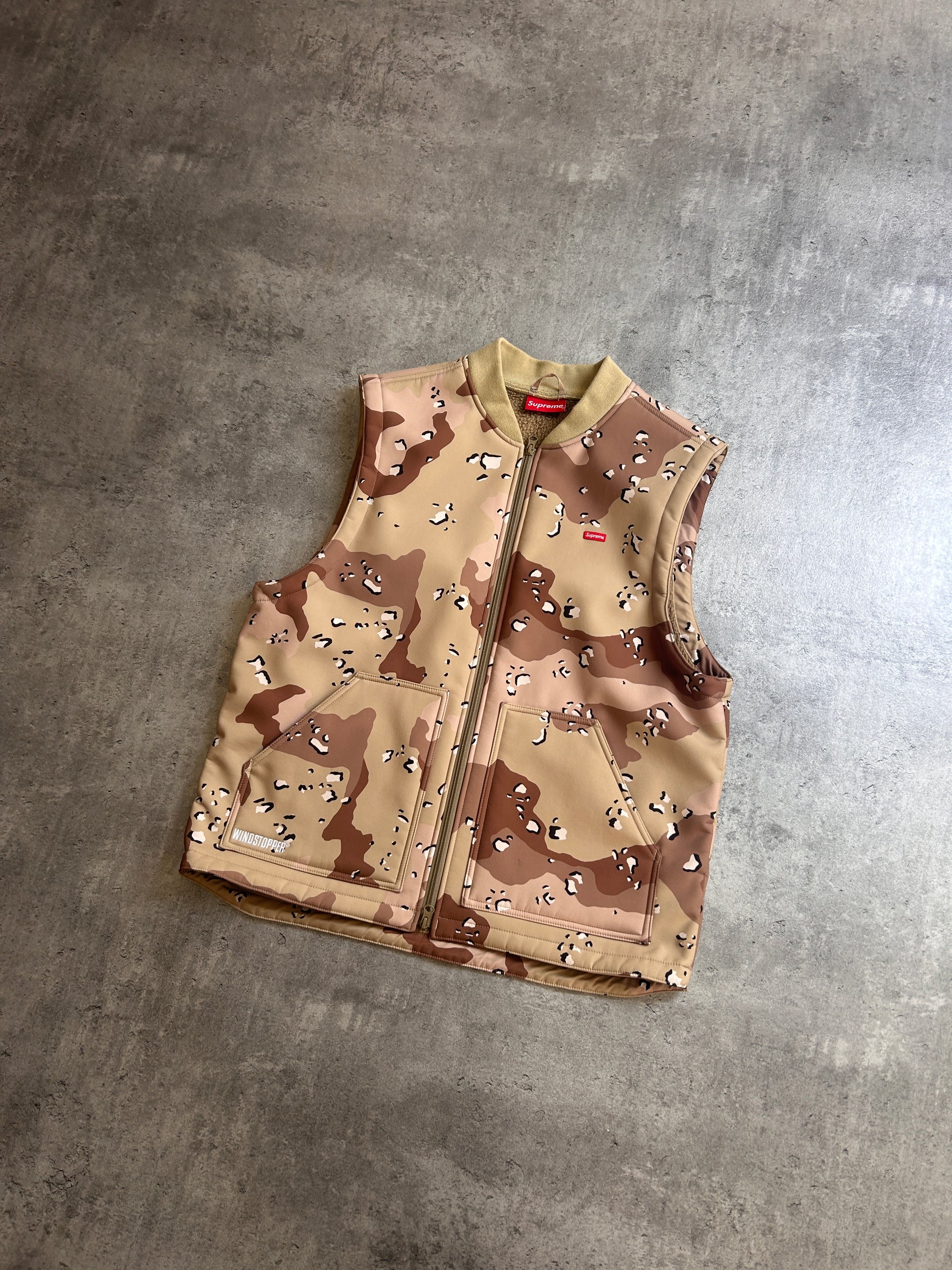 SUPREME X WINDSTOPPER DESERT CAMO VEST (L)