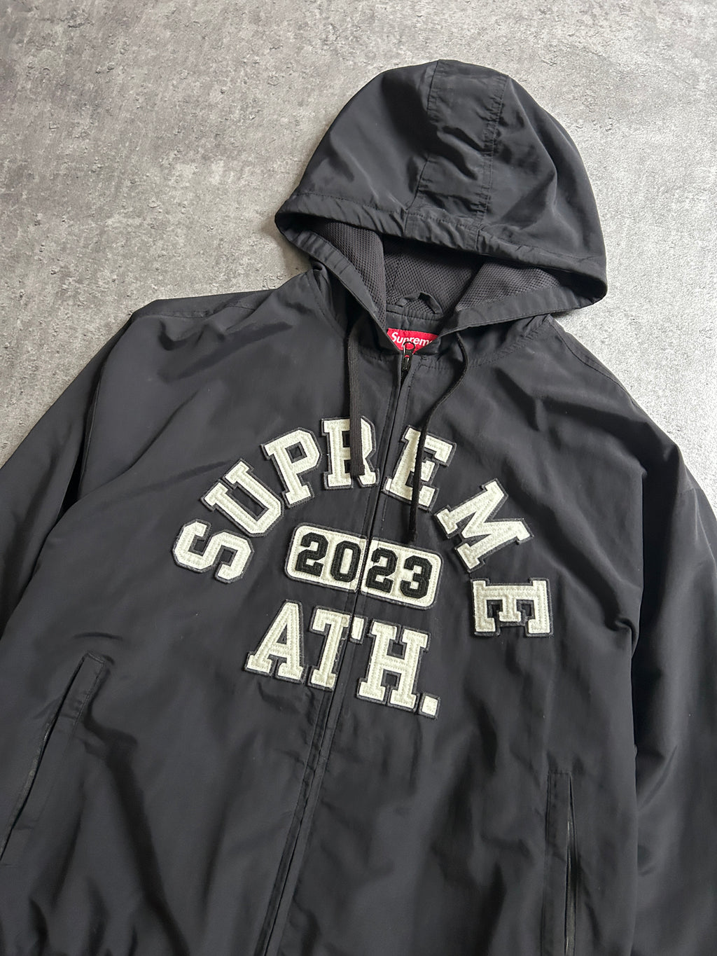 SUPREME APPLIQUE HOODED TRACKJACKET (XL)