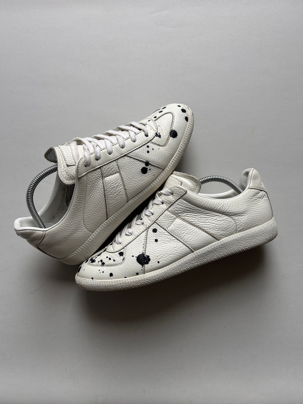 MAISON MARGIELA PAINT SPLATTER GATS (43EU)
