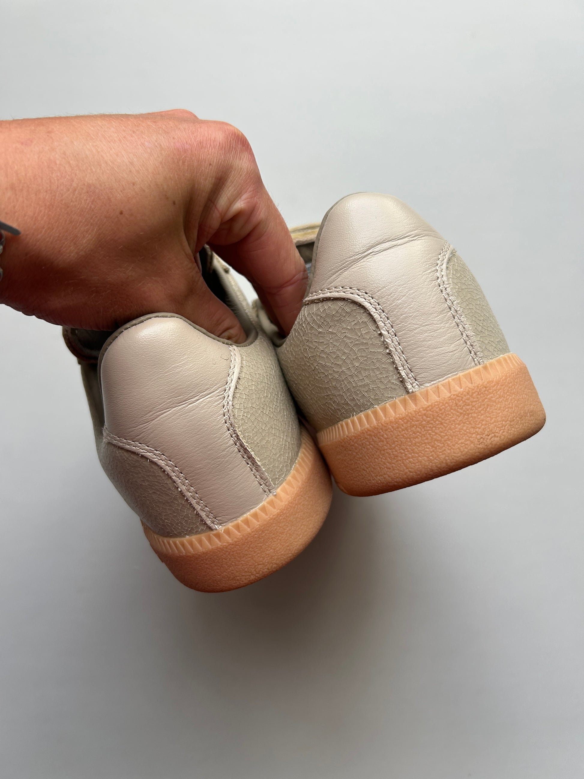 ADIDAS BW ARMY LUX “DUST/SAND” 42EU