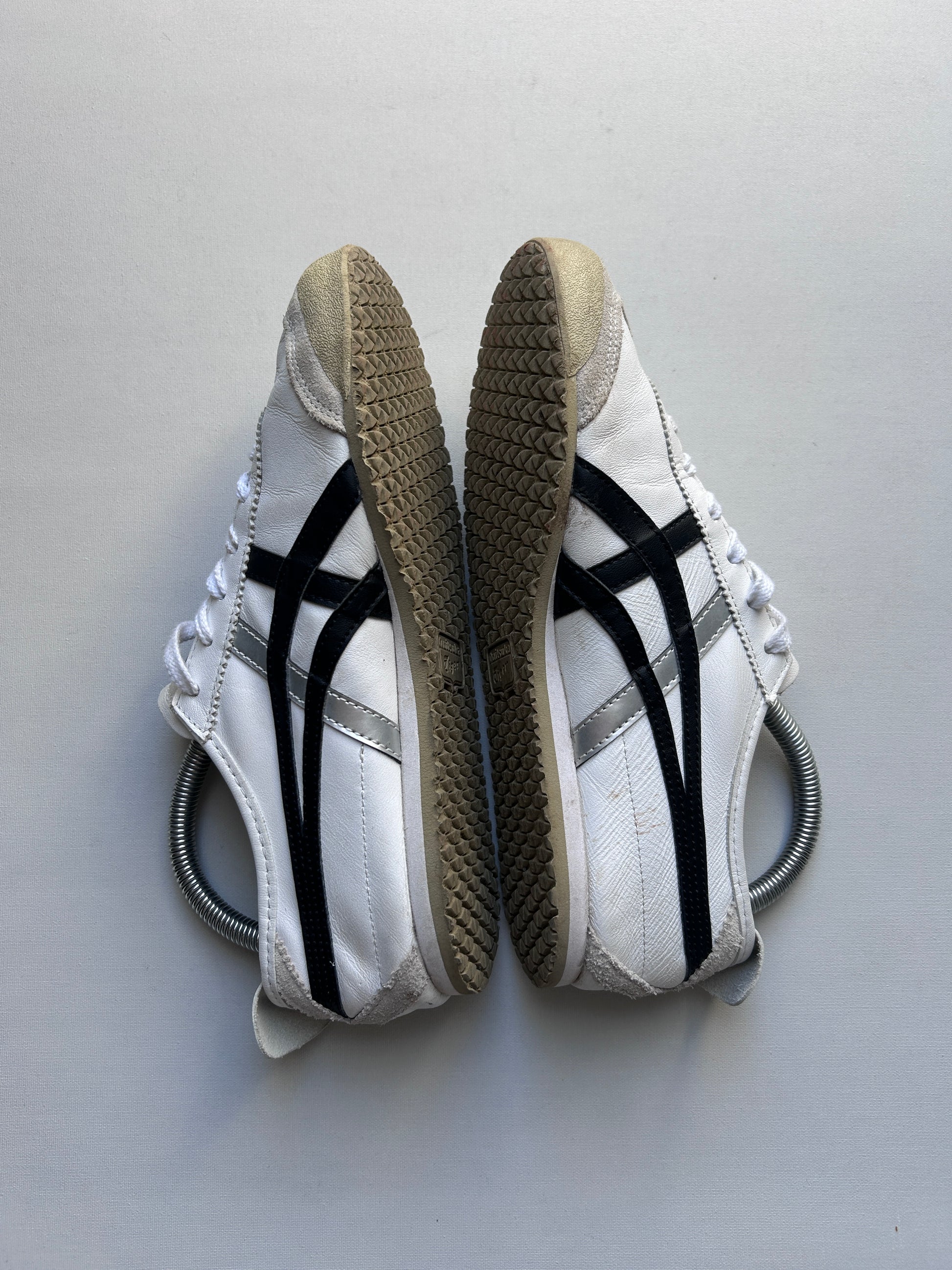 ASICS ONITSUKA TIGER “WHITE/SILVER” 38EU