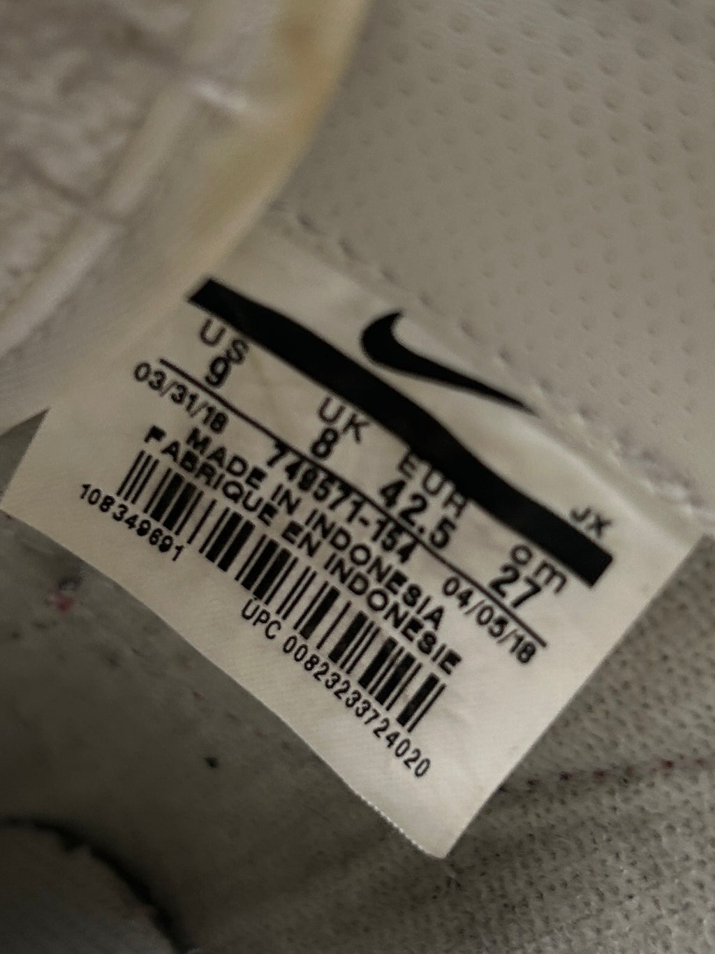 NIKE CORTEZ CLASSIC (42,5EU)