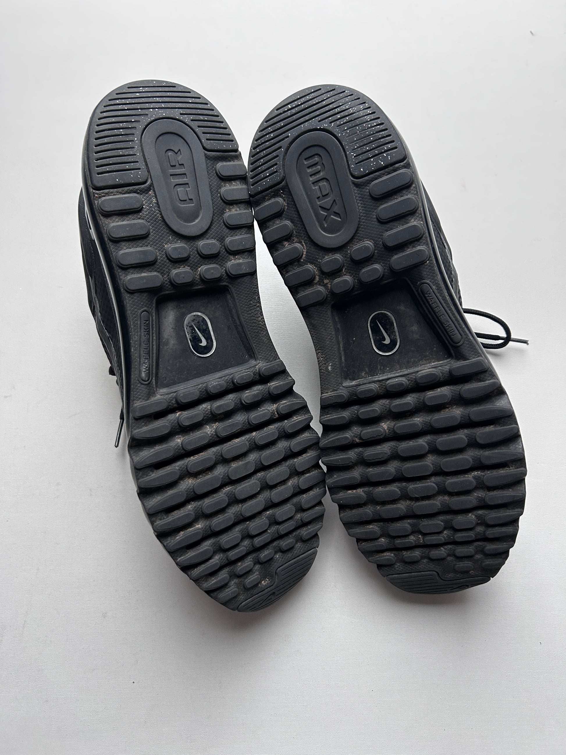 AIR MAX 2013 “TRIPLE BLACK” 46EU