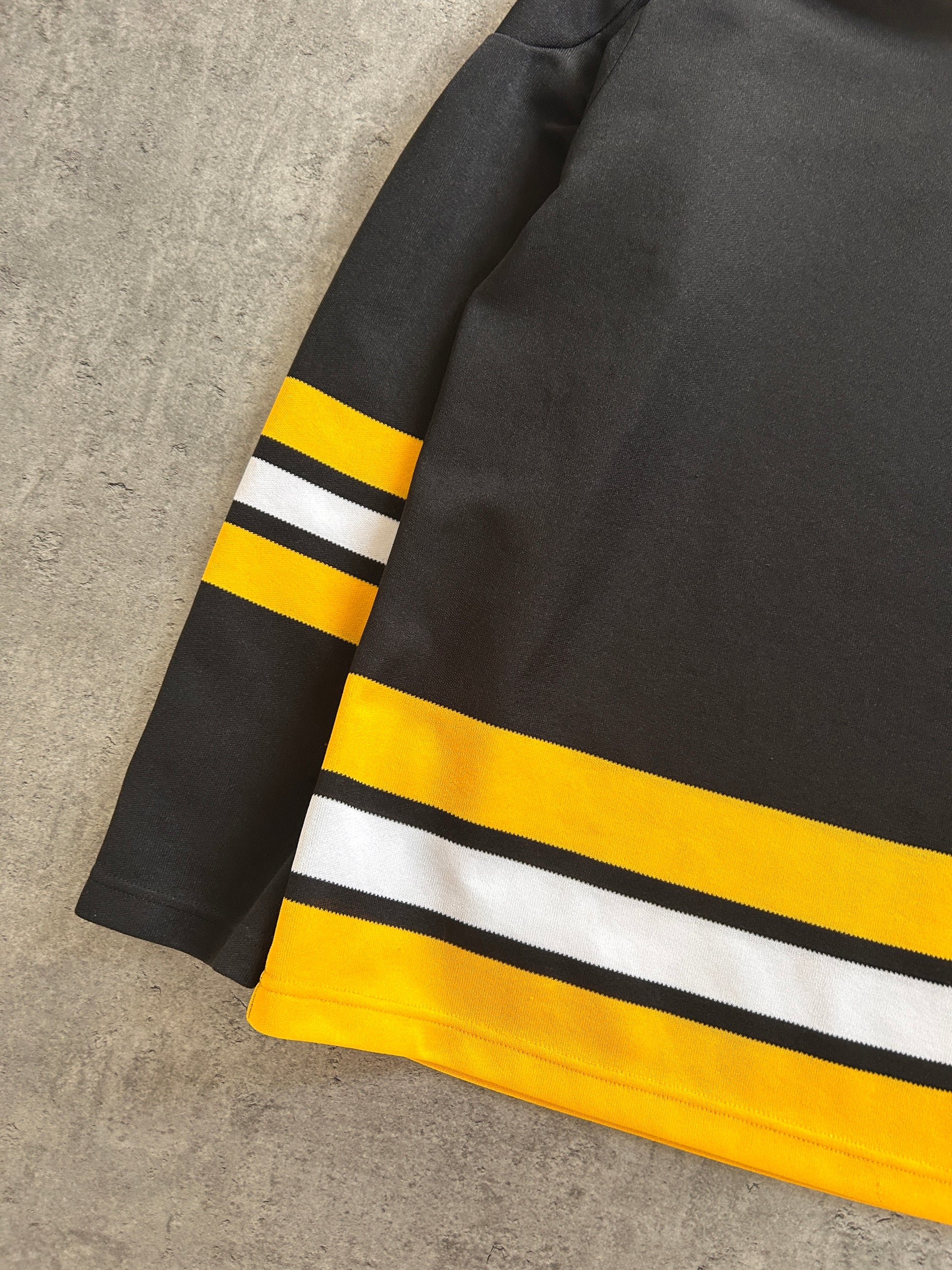 SUPREME FREAKY HOCKEY JERSEY (M)
