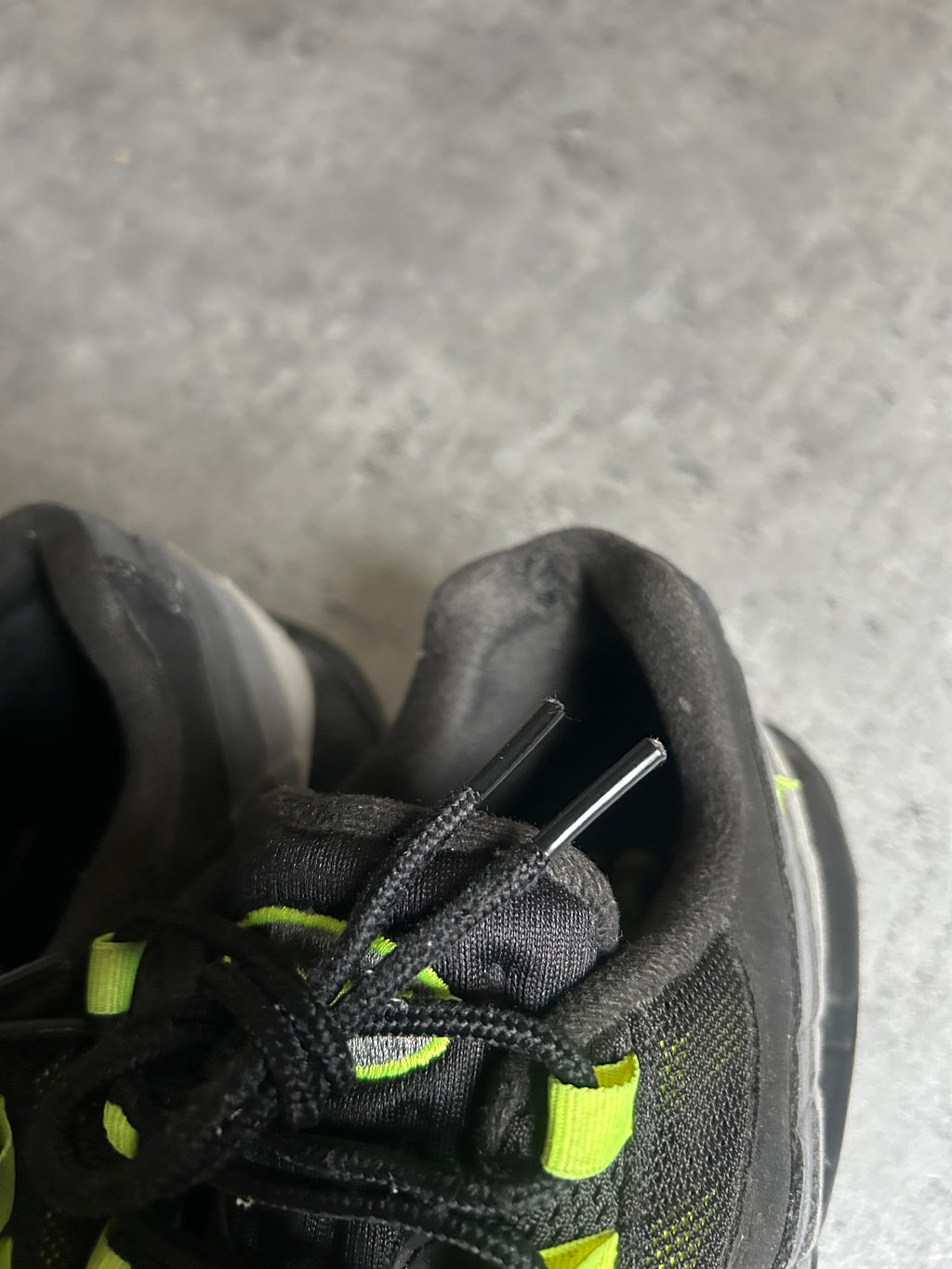 AIR MAX 95 “BLACK NEON” 43EU