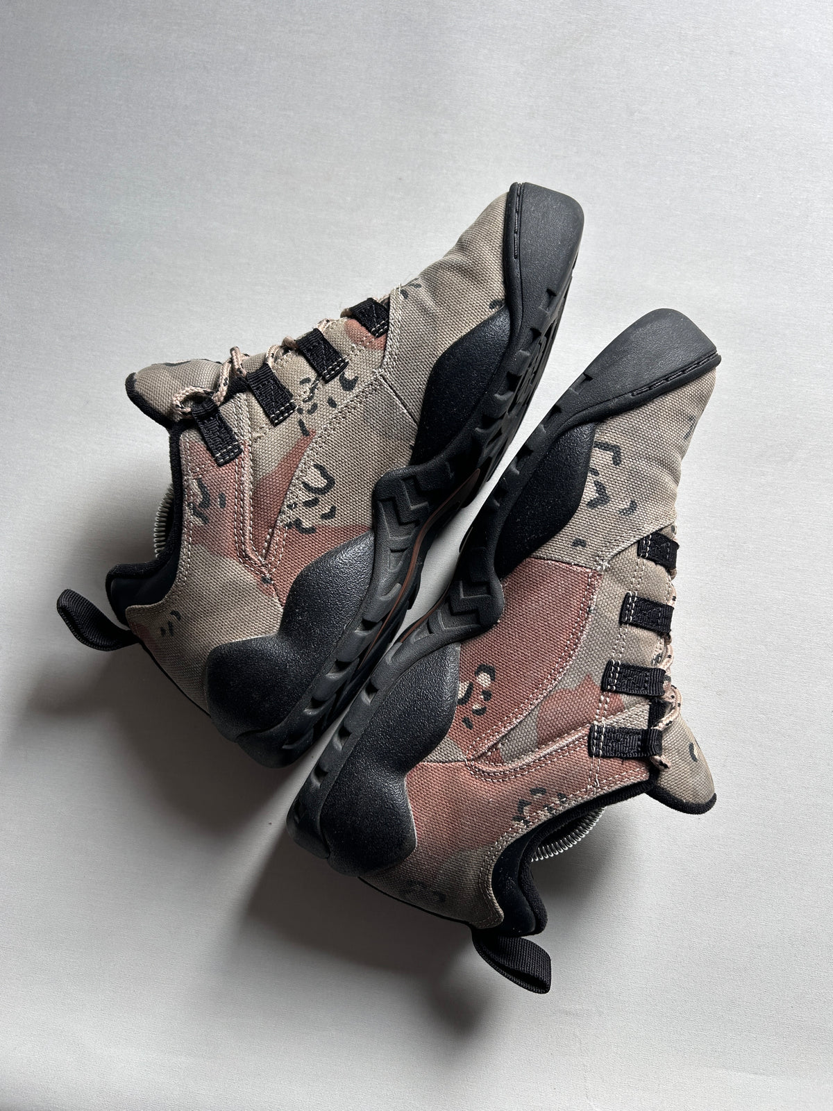 NIKE SB DARWIN X SUPREME “DESERT CAMO” (43EU)