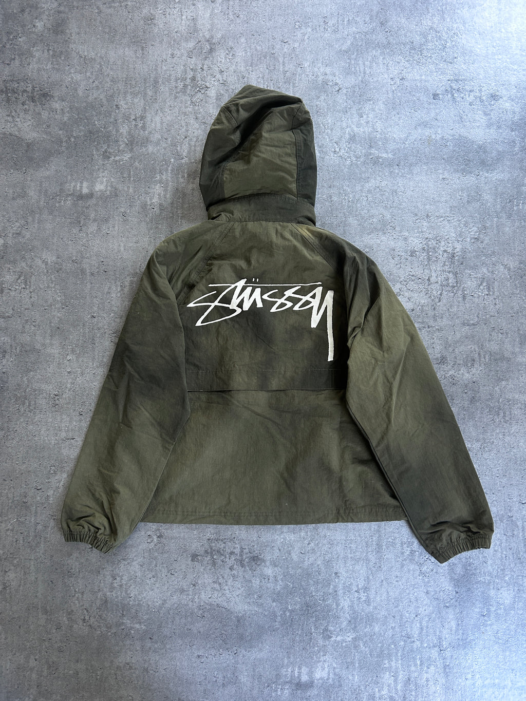 STÜSSY BEACH SHELL “KHAKI GREEN” (S)