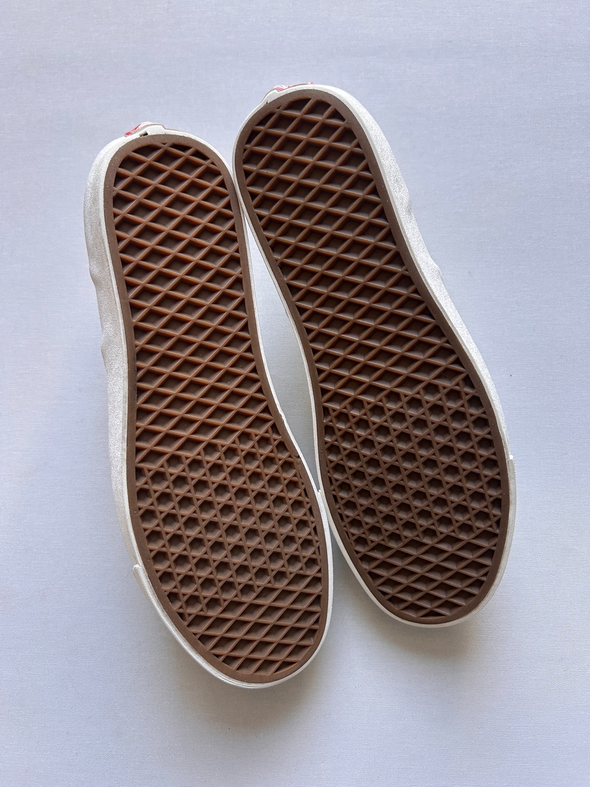 VANS CHECKER SLIP ONS (42,5EU)