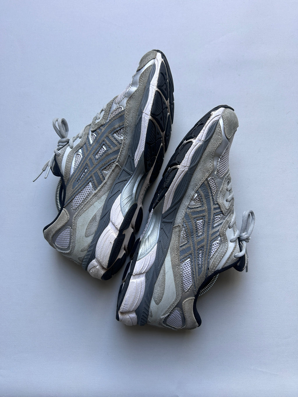 ASICS GEL NYC SILVER (44EU)