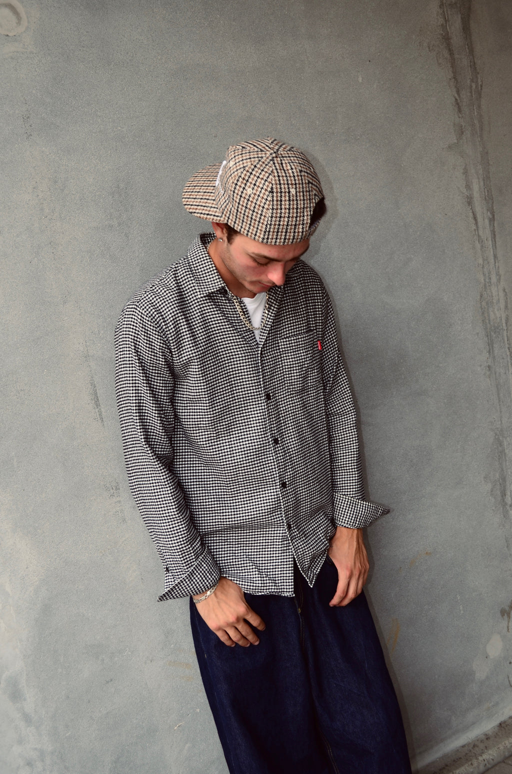 SUPREME HOUNDSTOOTH FLANNEL (M)