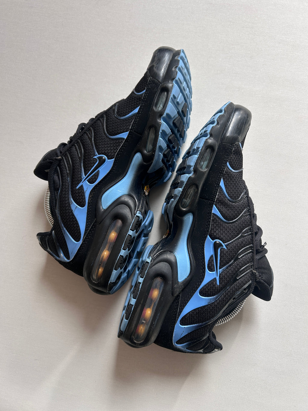 AIR MAX PLUS “BLACK UNIVERSITY BLUE” 42EU