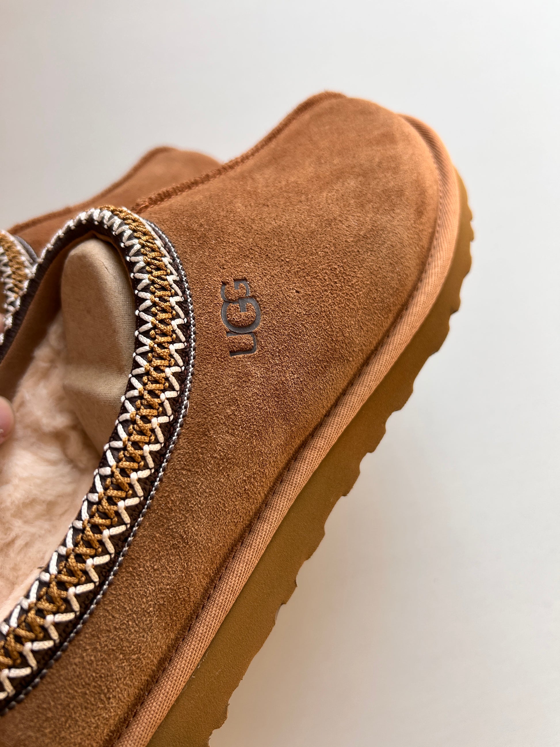 UGG TASMAN SLIPPER “BROWN” 44EU