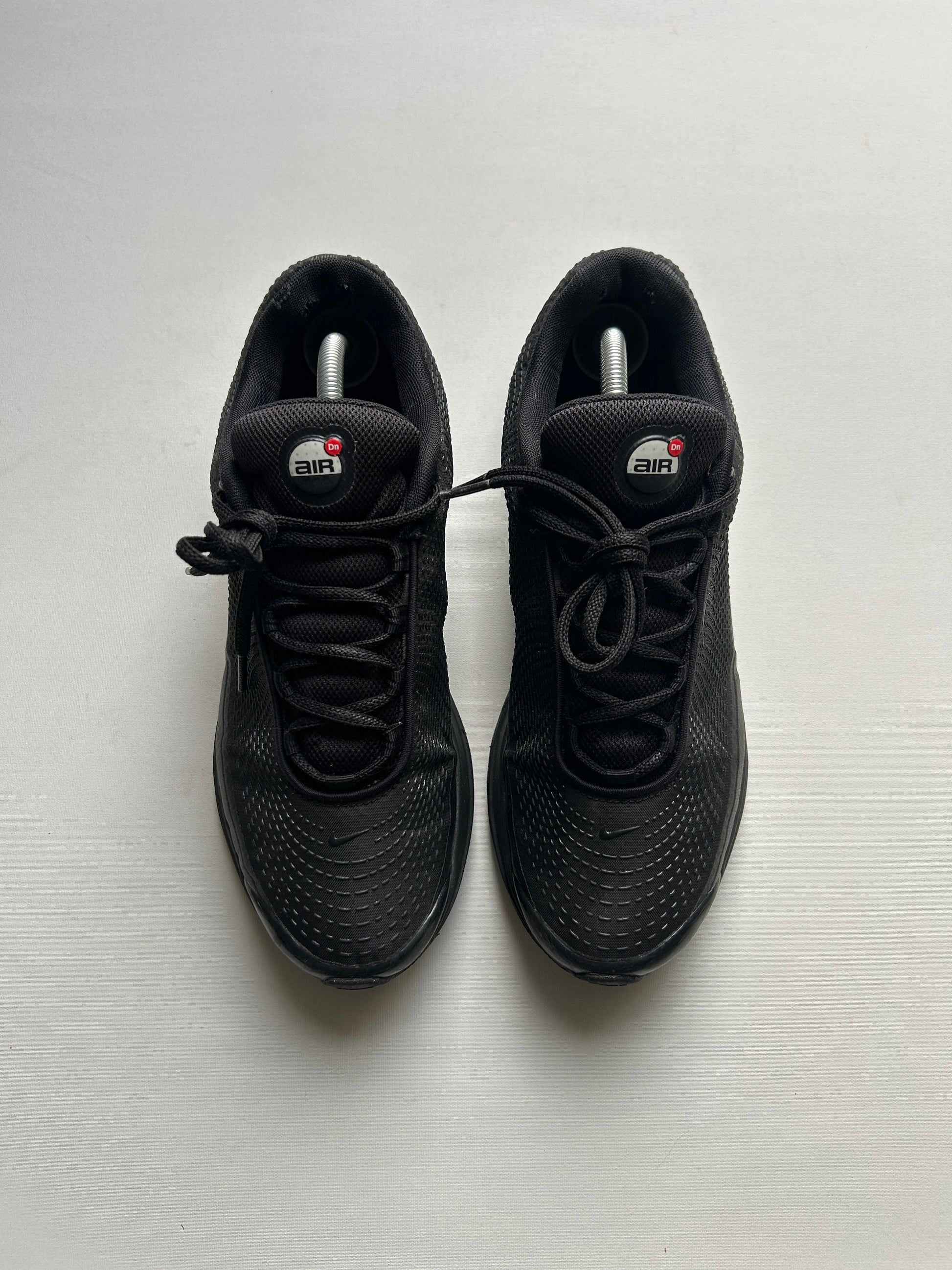 AIR MAX DN “ALL BLACK” 43EU